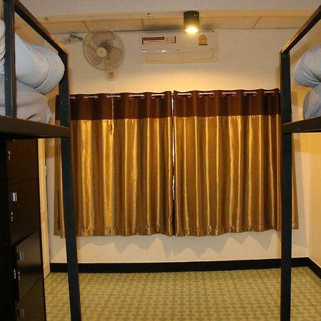 Family Home 2 Chiangmai (Adults Only) Чиангмай Екстериор снимка